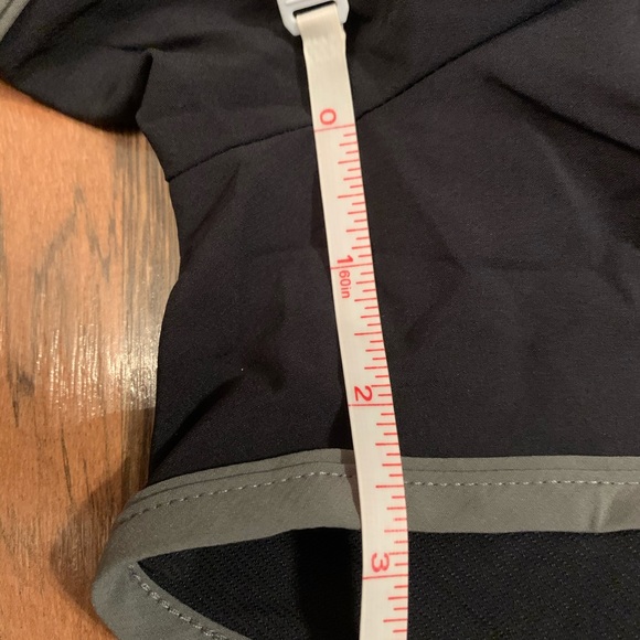 ASICS - Running Shorts 🏃🏻‍♀️ - Picture 9 of 11